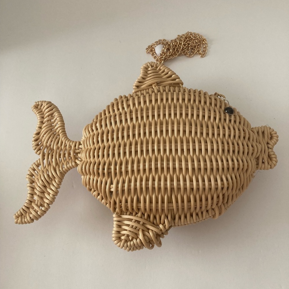 Tommy Bahama - woven Fish Bag - crossbody or clutch - NWT - Picture 2 of 4